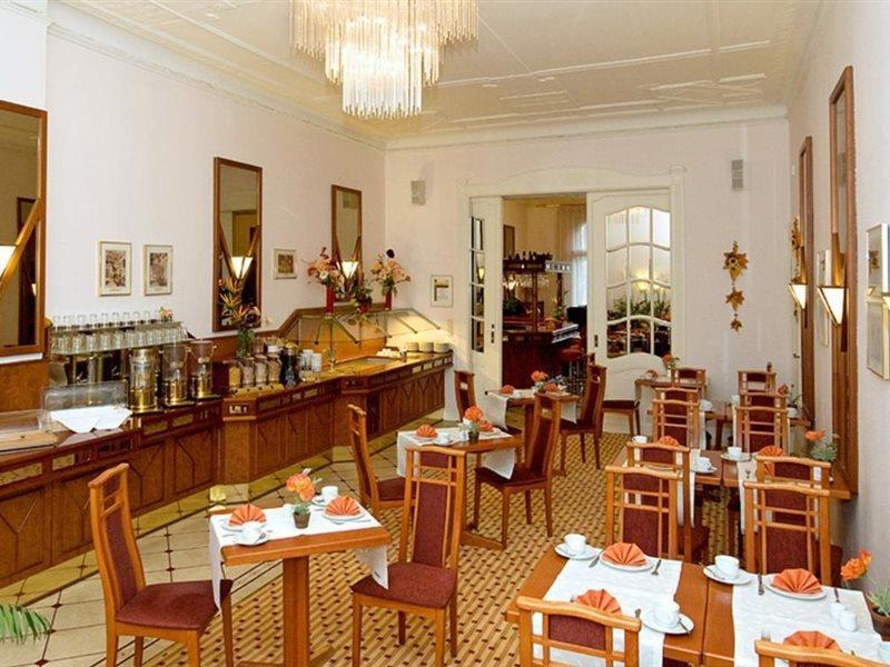 Hotel Schoeneberg Berlim Exterior foto